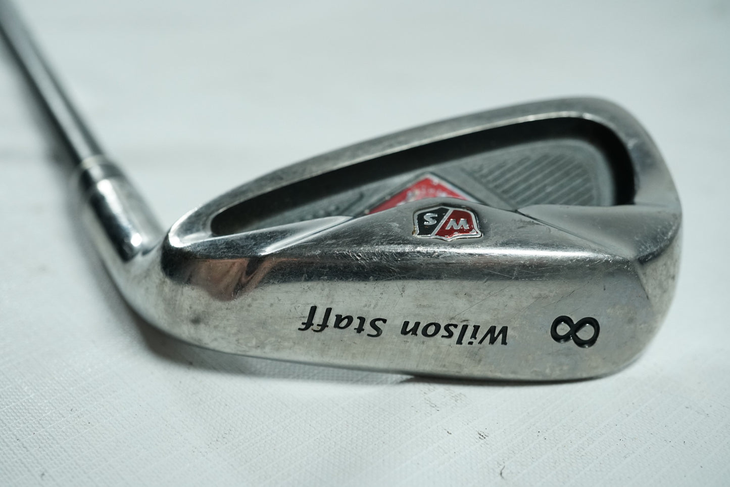 Wilson Di7 8 Iron / Regular Flex Graphite Shaft