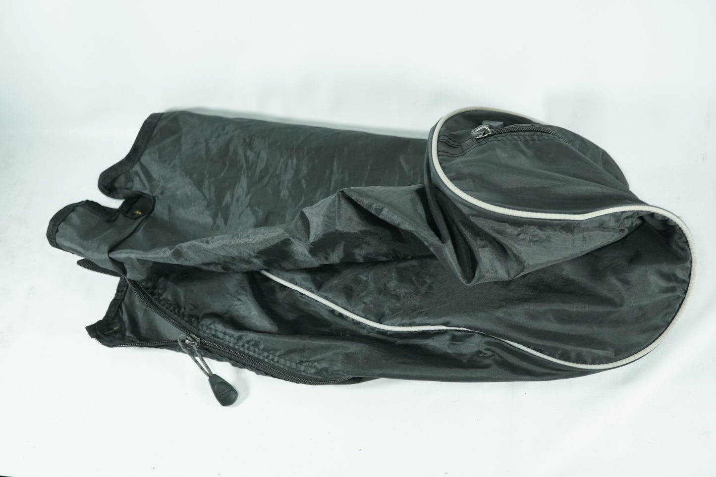 Cobra Stand Bag / Black and White / With Rainhood