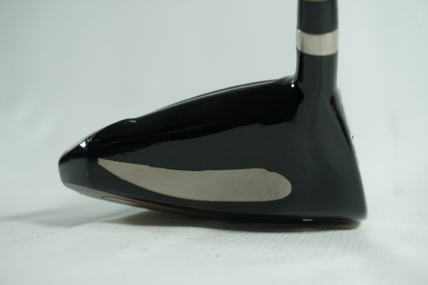 Confidence HQ7 Driver 10.5° / Regular Flex Graphite Shaft / Left Handed
