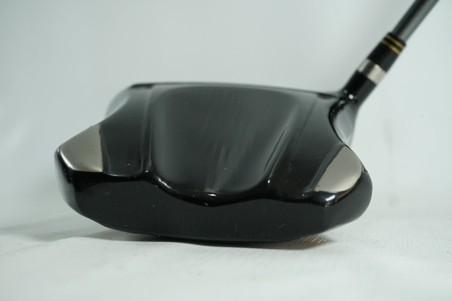 Confidence HQ7 Driver 10.5° / Regular Flex Graphite Shaft / Left Handed