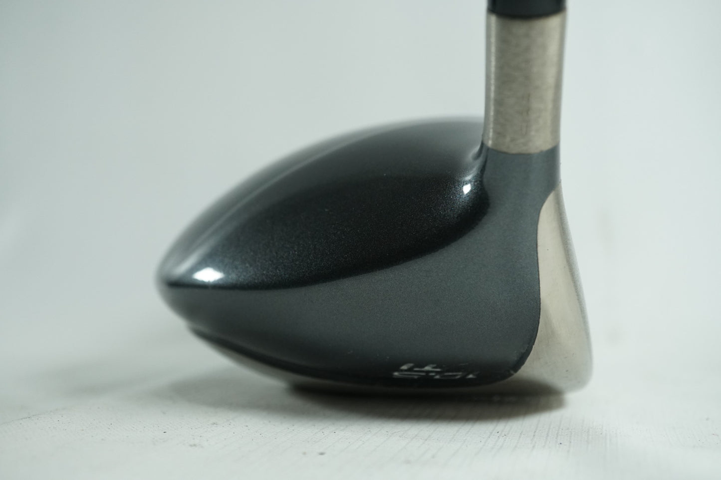 Taylormade Burner 860 Driver 10.5° / Regular Flex Graphite Shaft / Left Handed