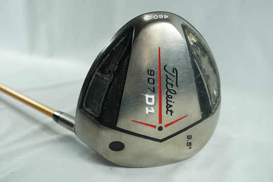 Titleist 907D1 Driver 9.5° / Stiff Flex Graphite Shaft