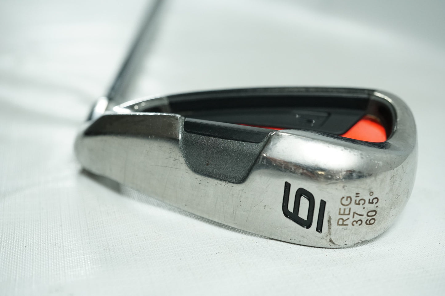 Cobra S9 6 Iron / Regular Flex Graphite Shaft / Ex Demo