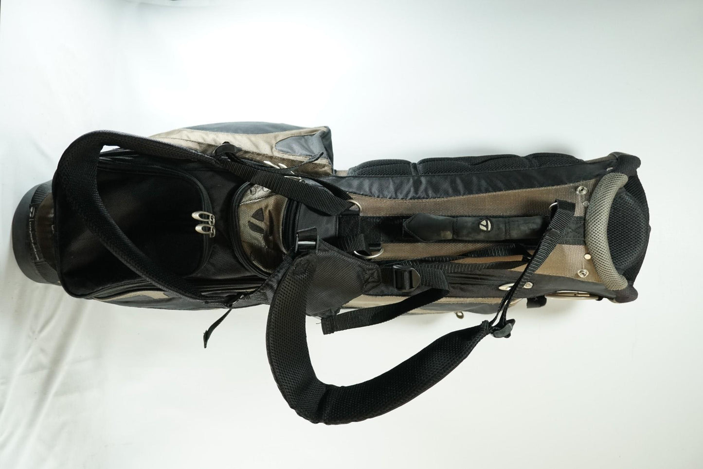 Taylormade Stand Bag / Black and Bronze / With Rainhood