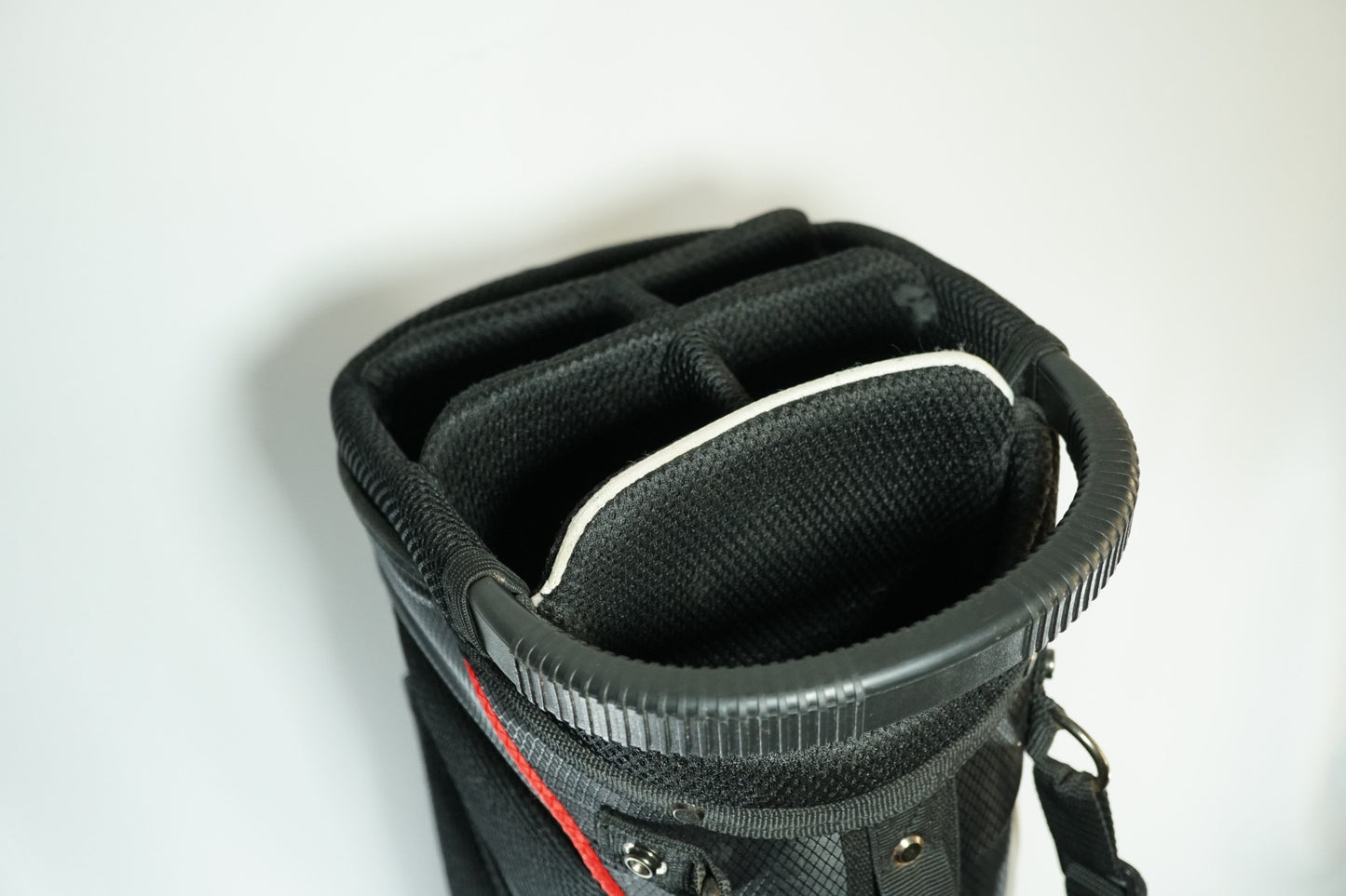 Wilson Stand Bag / Black White and Red / With Rainhood