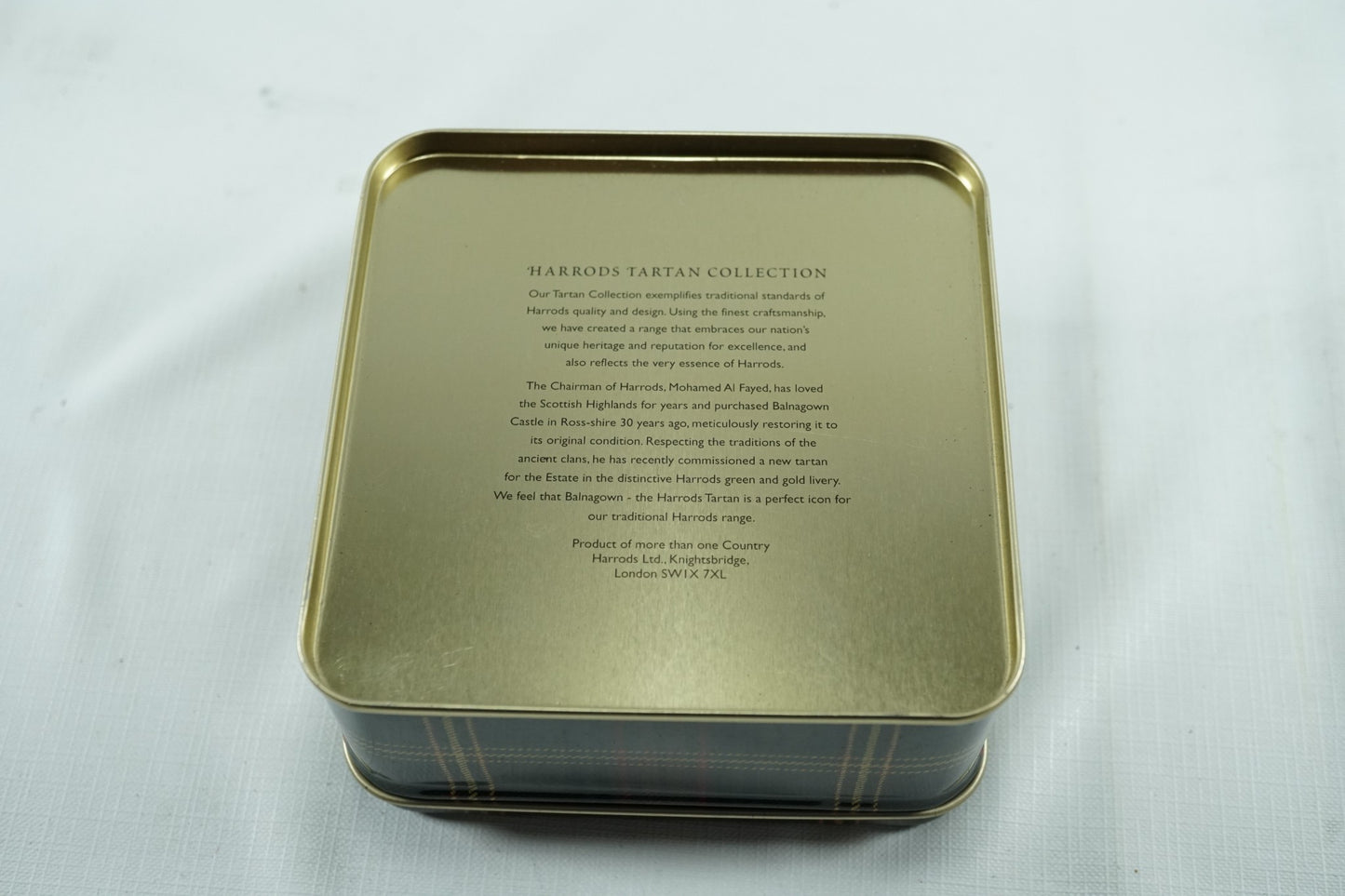 Harrods Golf Gift Set / Divot Tool, Marker and Ball