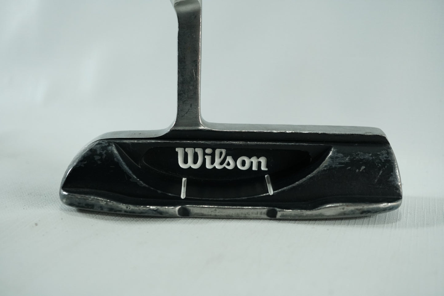 Wilson Deep Red Putter / 35" / New Grip