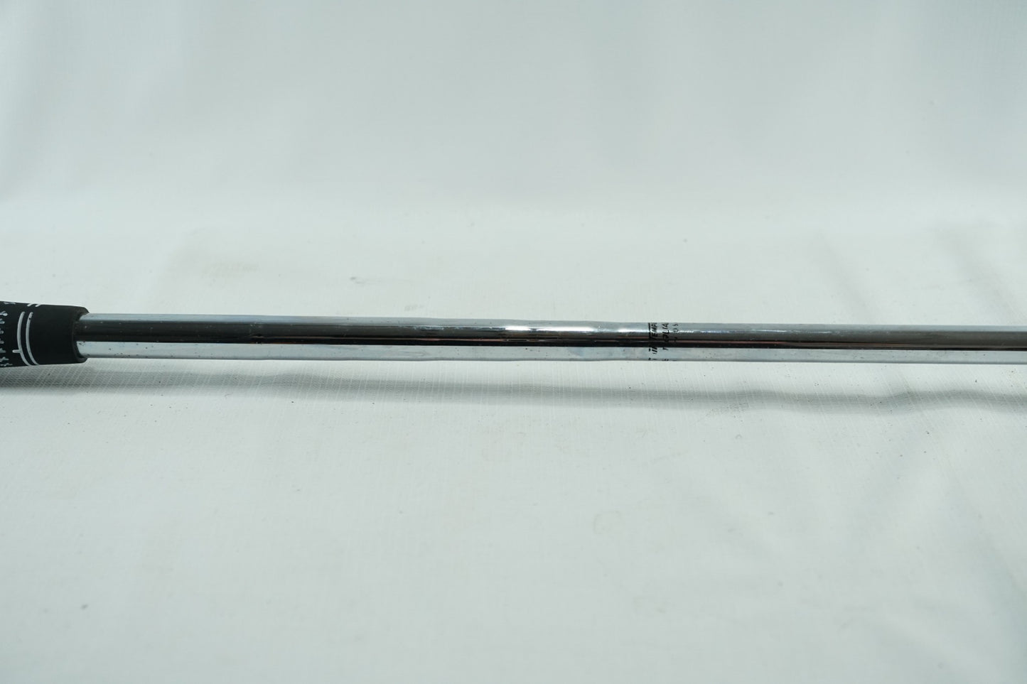 Wilson Deep Red Putter / 35" / New Grip