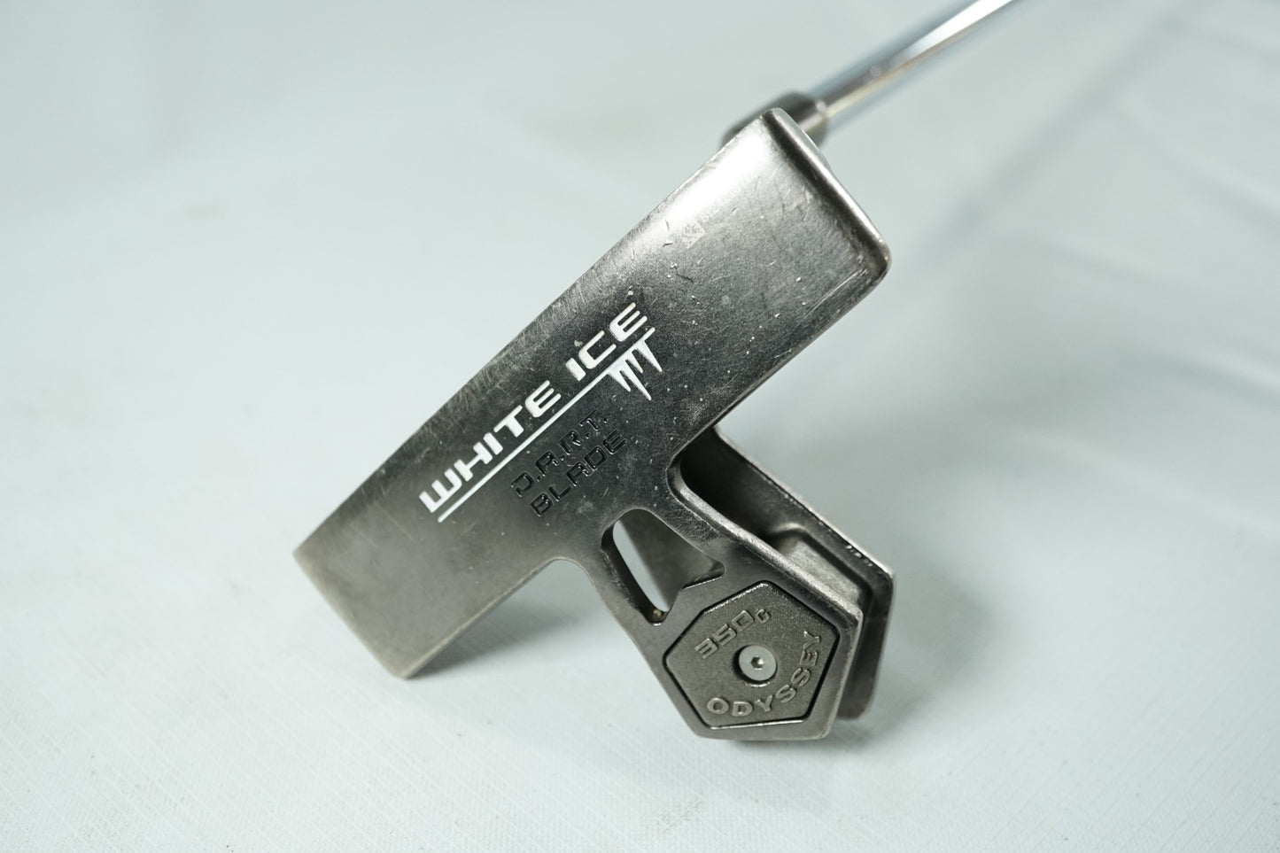 Odyssey White Ice Dart Blade Putter / 35" / New Grip