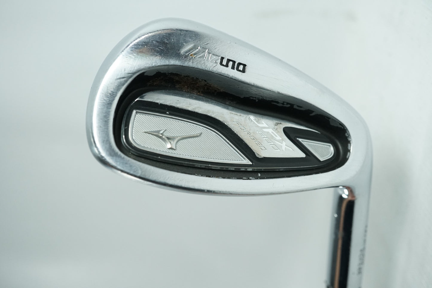Mizuno JPX 800 Forged Pitching Wedge / Regular Flex Steel Shaft