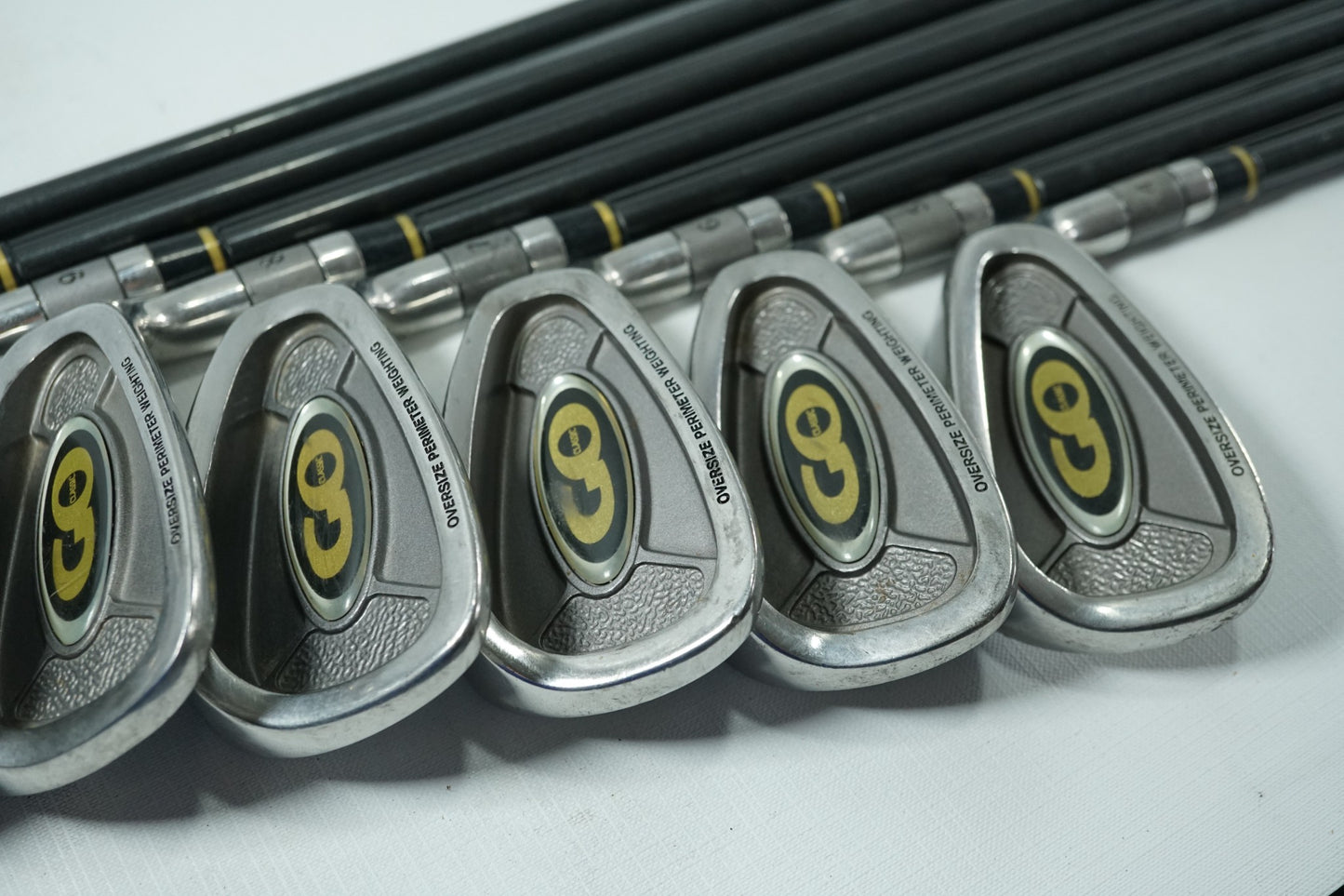 GO Classic Oversize Irons / 4-SW / Graphite Shafts