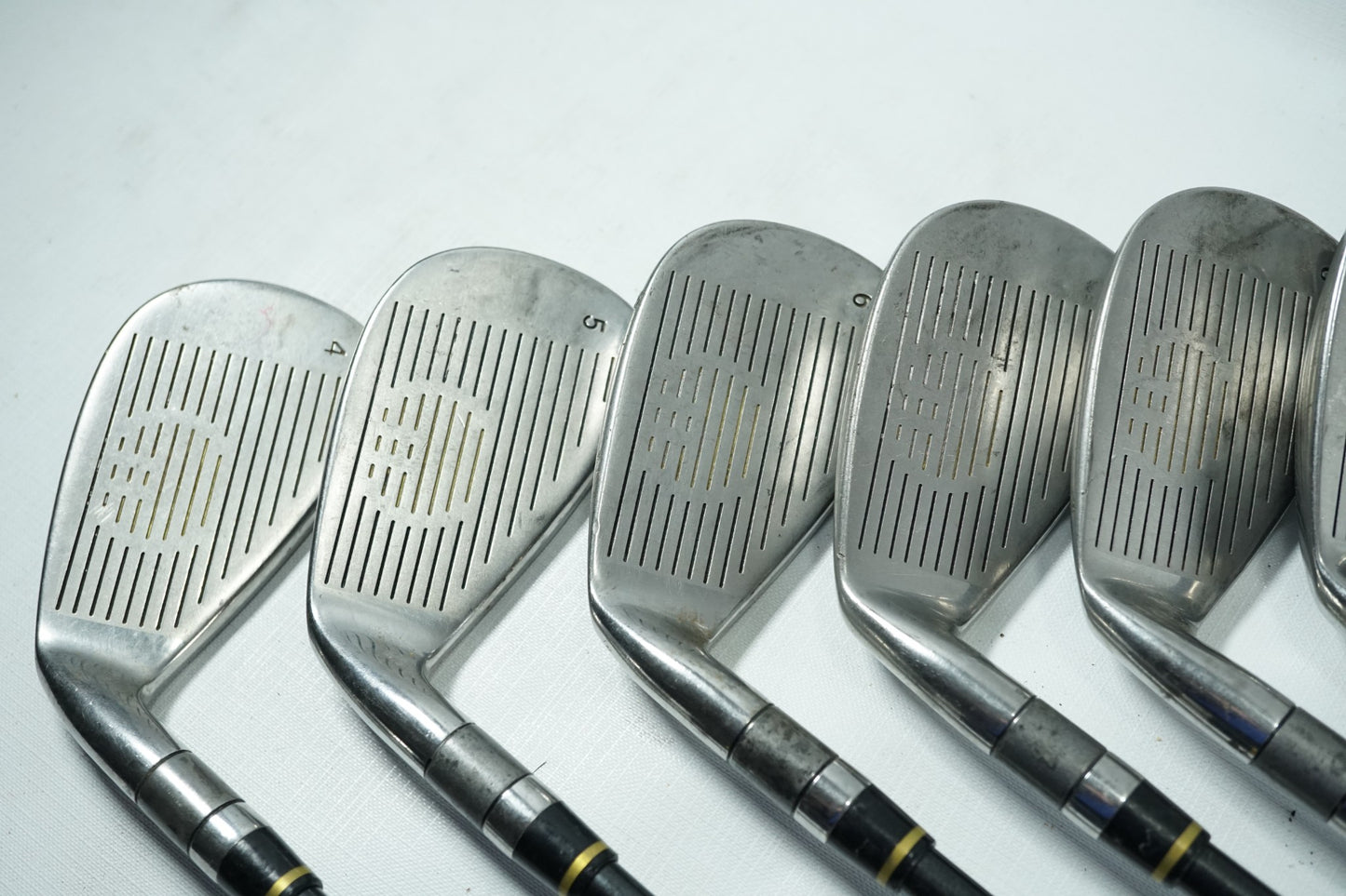 GO Classic Oversize Irons / 4-SW / Graphite Shafts