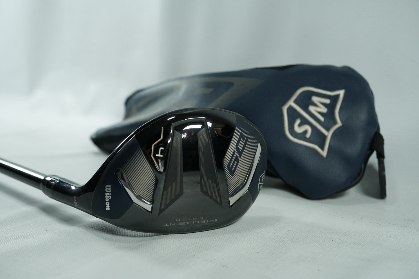 Wilson D9 4 Hybrid 22° / Regular Flex Graphite Shaft