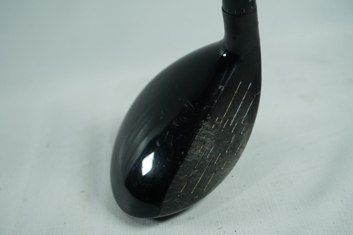 MD Golf Superstrong STR 3 Hybrid / Regular Flex Graphite Shaft / New Grip