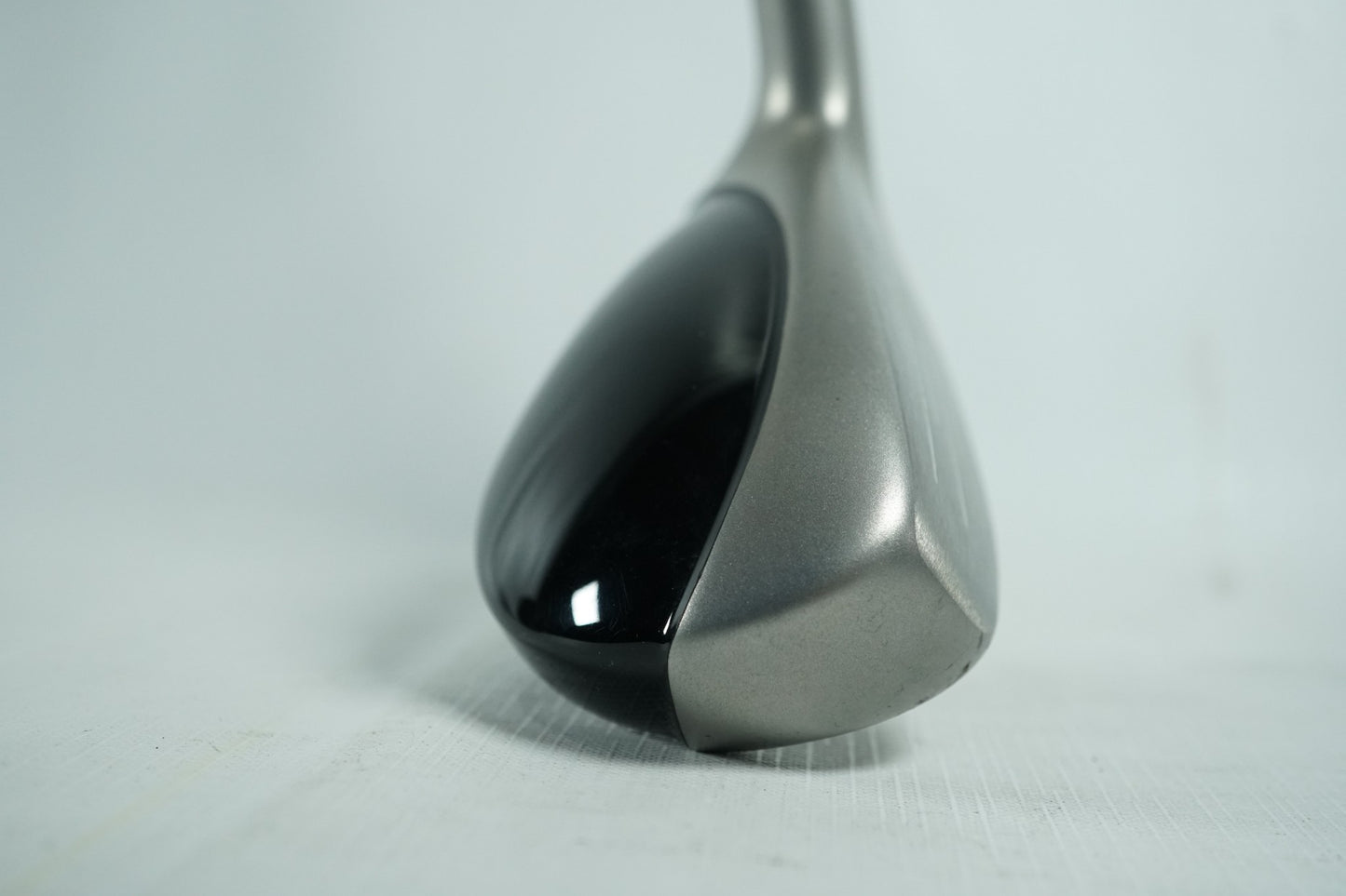 Taylormade Rescue Mid 3 Hybrid 19° / Regular Flex Graphite Shaft / VGC