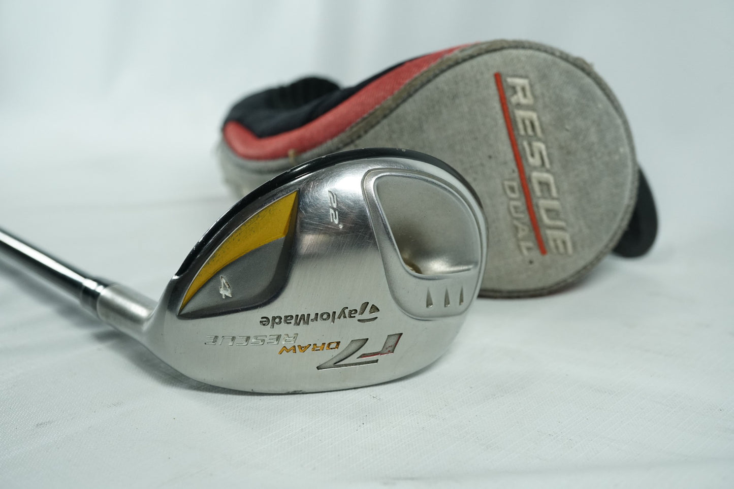 Taylormade R7 Draw 4 Hybrid 22° / Regular Flex Graphite Shaft