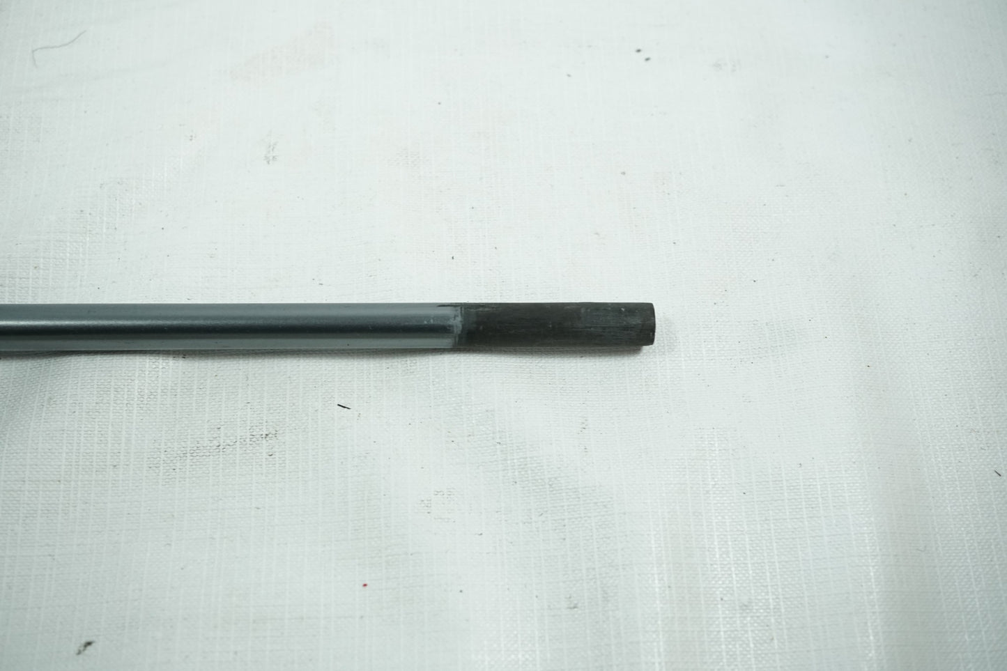 OZIK Red Tie Driver Shaft / Stiff Graphite / 43.5"