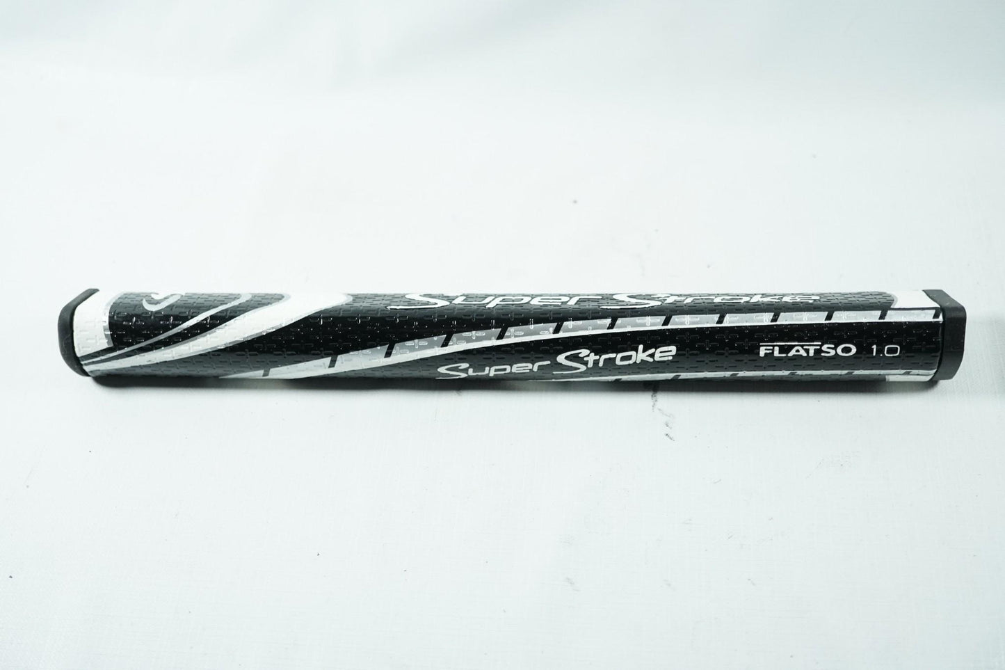 Super Stroke Flatso 1.0 Putter Grip / Black and White / New