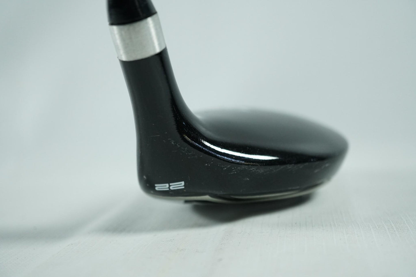 Slazenger V300 4 Hybrid 22° / Regular Flex Graphite Shaft
