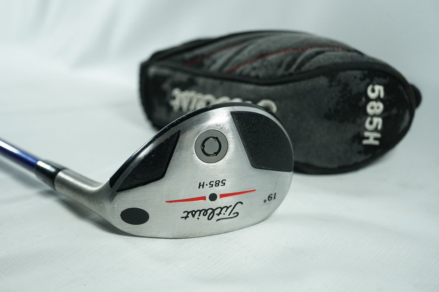 Titleist 585H 3 Hybrid 19° / Regular Flex Graphite Shaft