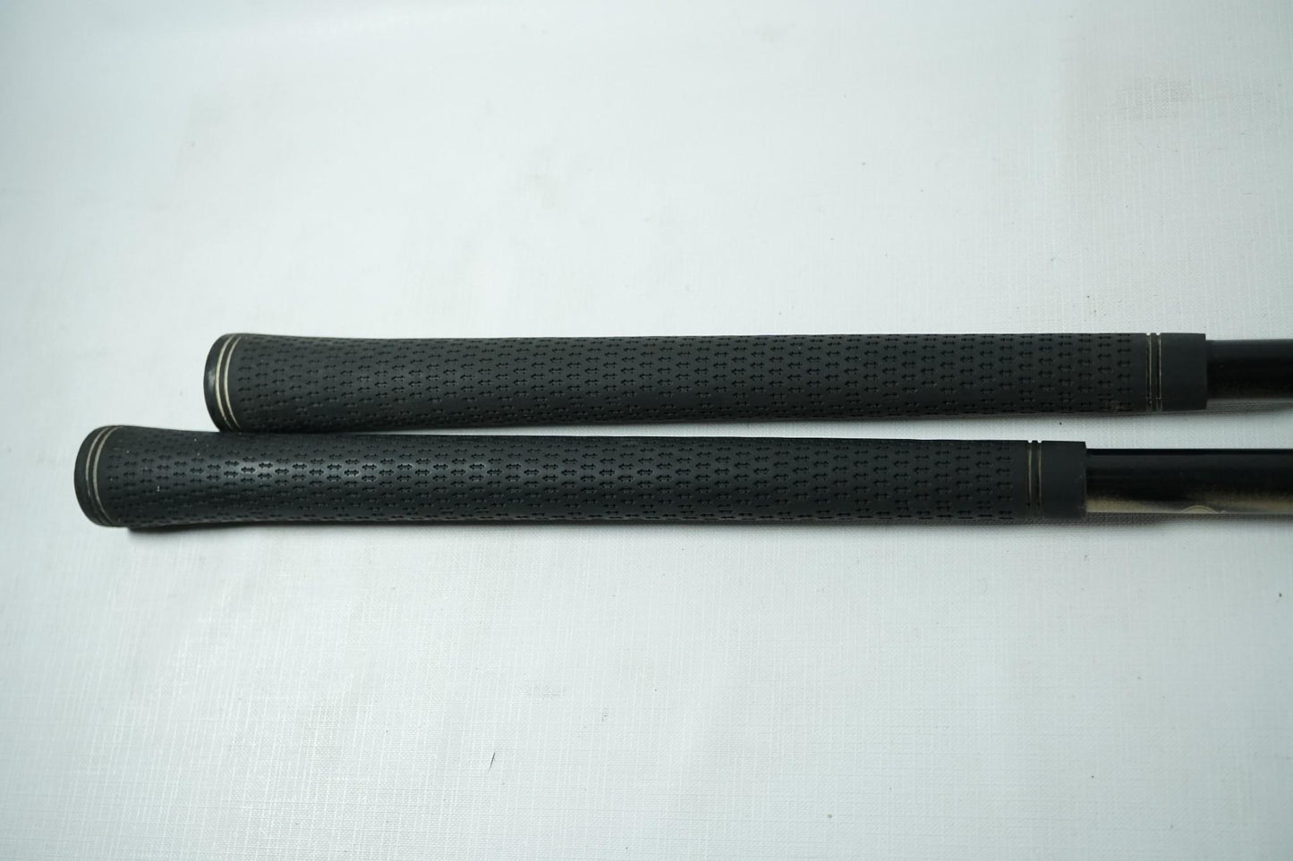 Cobra Gravity Back 3 and 5 Woods / Regular Flex Graphite Shafts