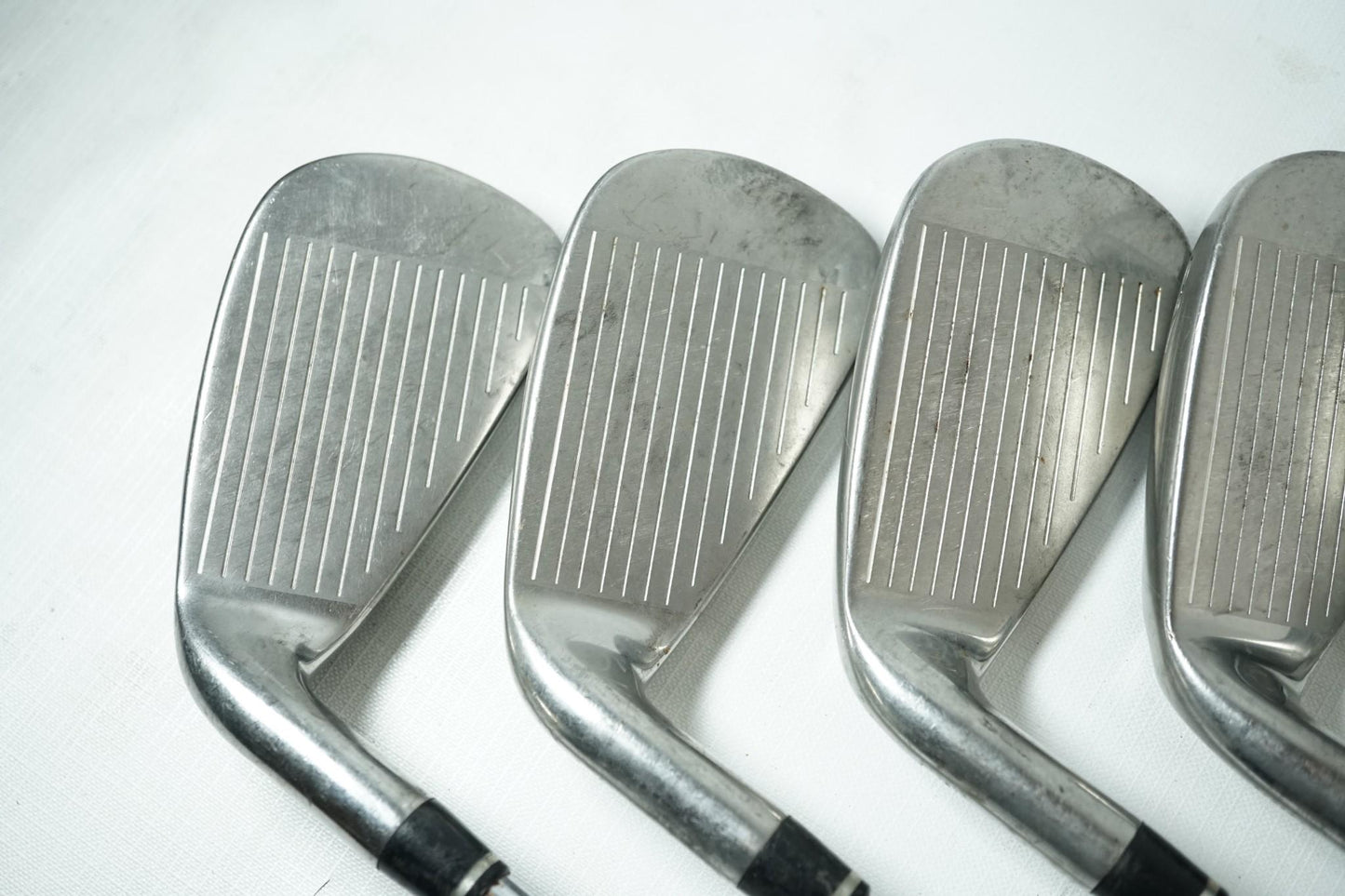 Wilson D100 Irons / 5-PW / Uniflex Steel Shafts / 090925279