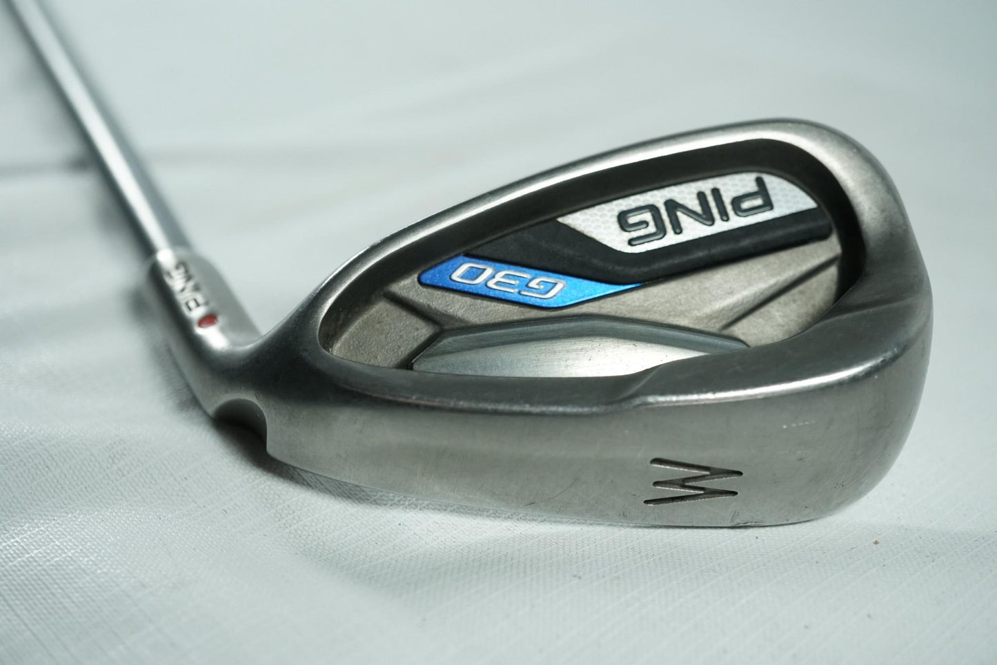 Ping G30 Pitching Wedge / Red Dot / Regular Flex Graphite Shaft