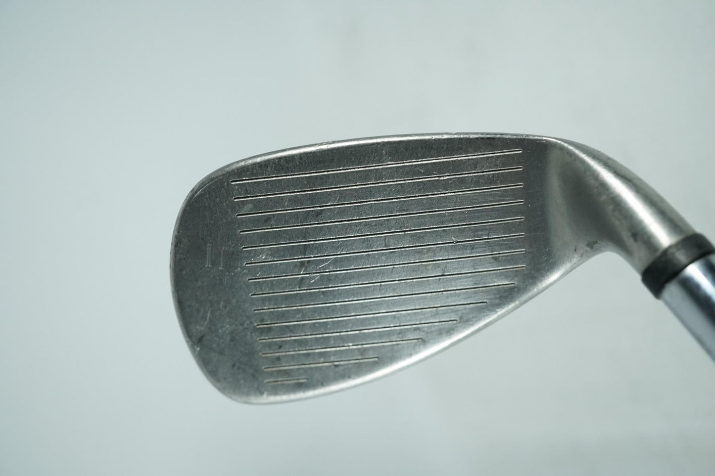 Wilson Fatshaft Sand Wedge / Regular Flex Steel Shaft / Left Handed