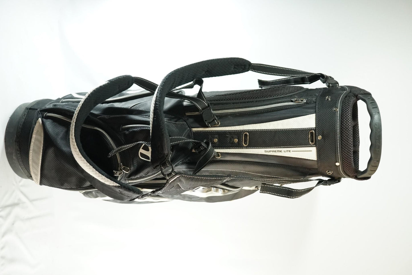 Taylormade Supreme Lite Stand Bag / Black and White