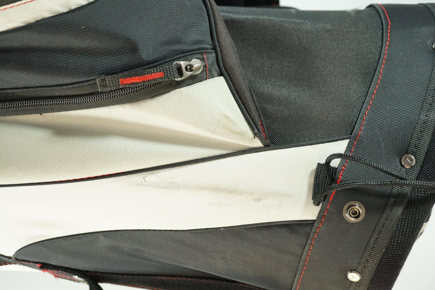 Taylormade Burner Cart Bag / Black and White / With Rainhood