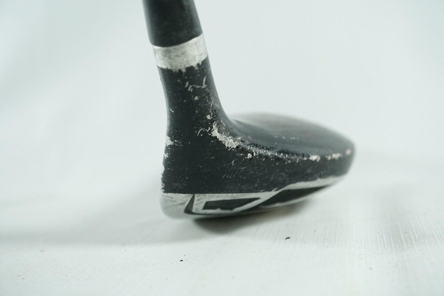 Wilson Deep Red HL 4 Hybrid / Regular Flex Graphite Shaft