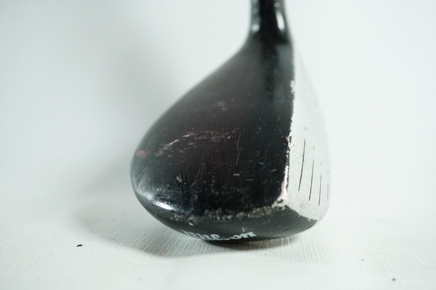 Wilson Deep Red HL 4 Hybrid / Regular Flex Graphite Shaft