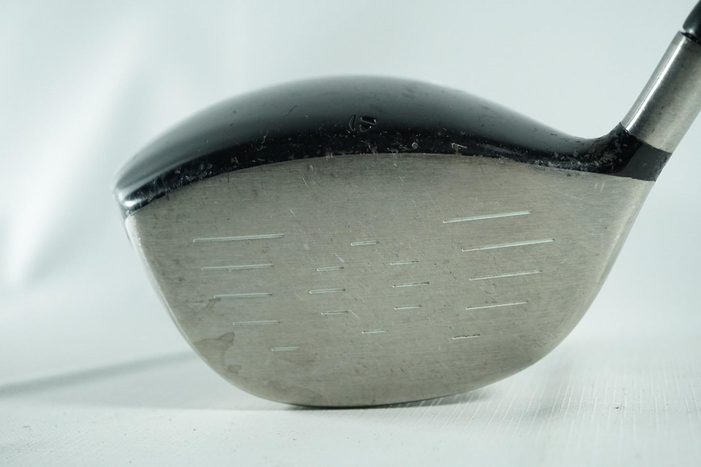 Taylormade R580XD Driver 10.5° / Regular Flex Graphite Shaft