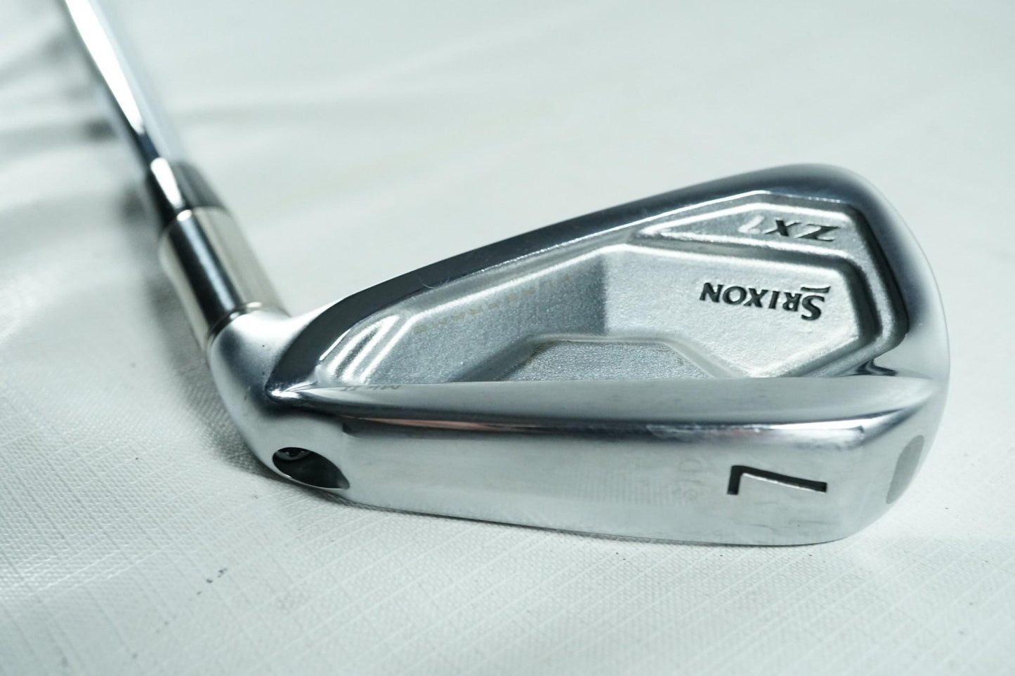 Srixon ZX7 MK2 7 Iron / Regular Flex Steel Shaft / Ex Demo