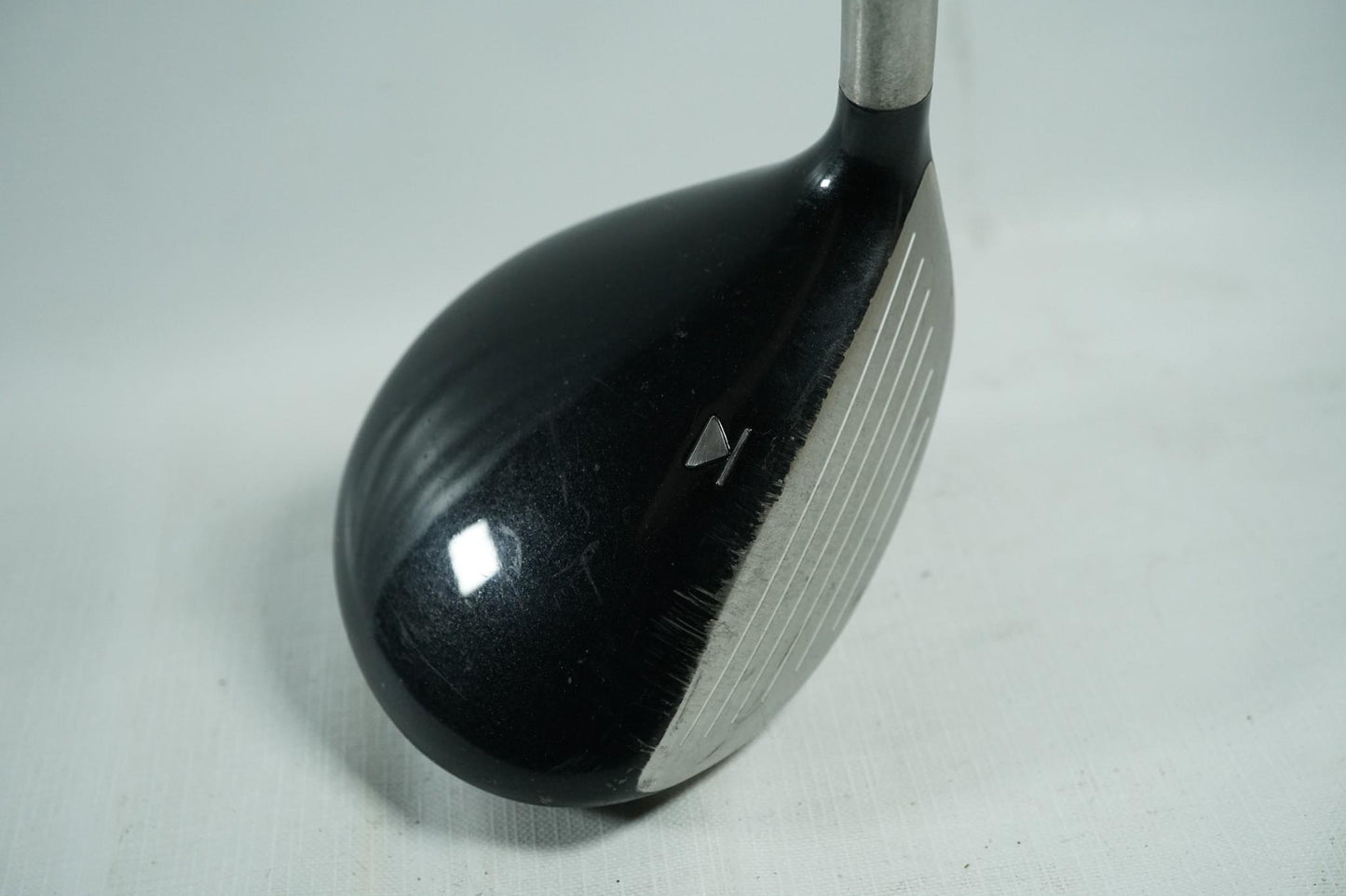 Titleist 909F2 3 Wood 15.5° / Stiff Flex Graphite Shaft / New Grip