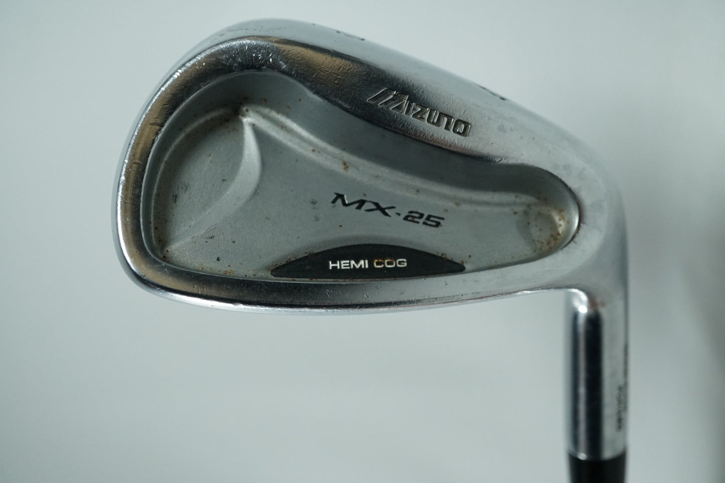 Mizuno MX25 Pitching Wedge / Regular Flex Steel Shaft / New Grip