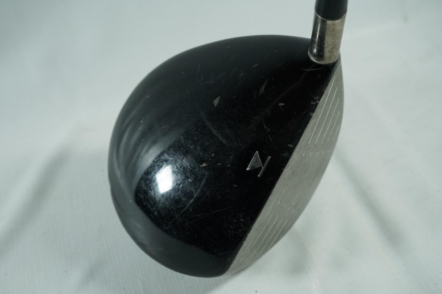 Titleist 907D2 Driver 9.5° / Stiff Flex Steel Shaft / New Grip