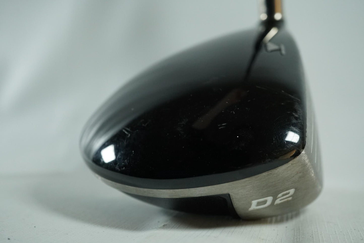 Titleist 907D2 Driver 8.5° / Stiff Flex Steel Shaft / New Grip