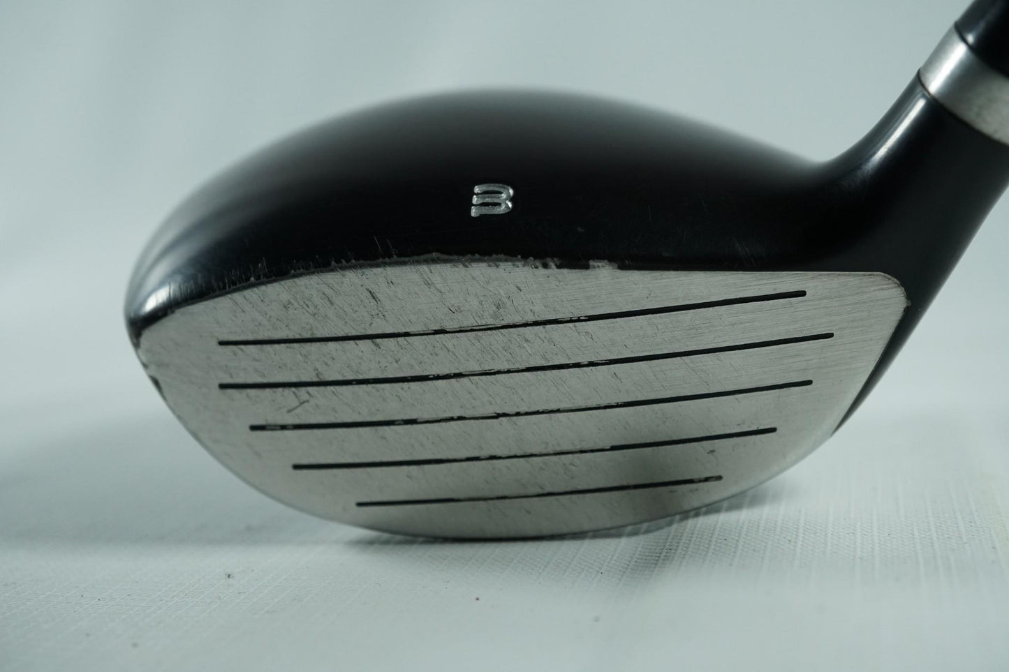 Wilson Deep Red 2 3 Wood 15° / Regular Flex Graphite Shaft / 071125394