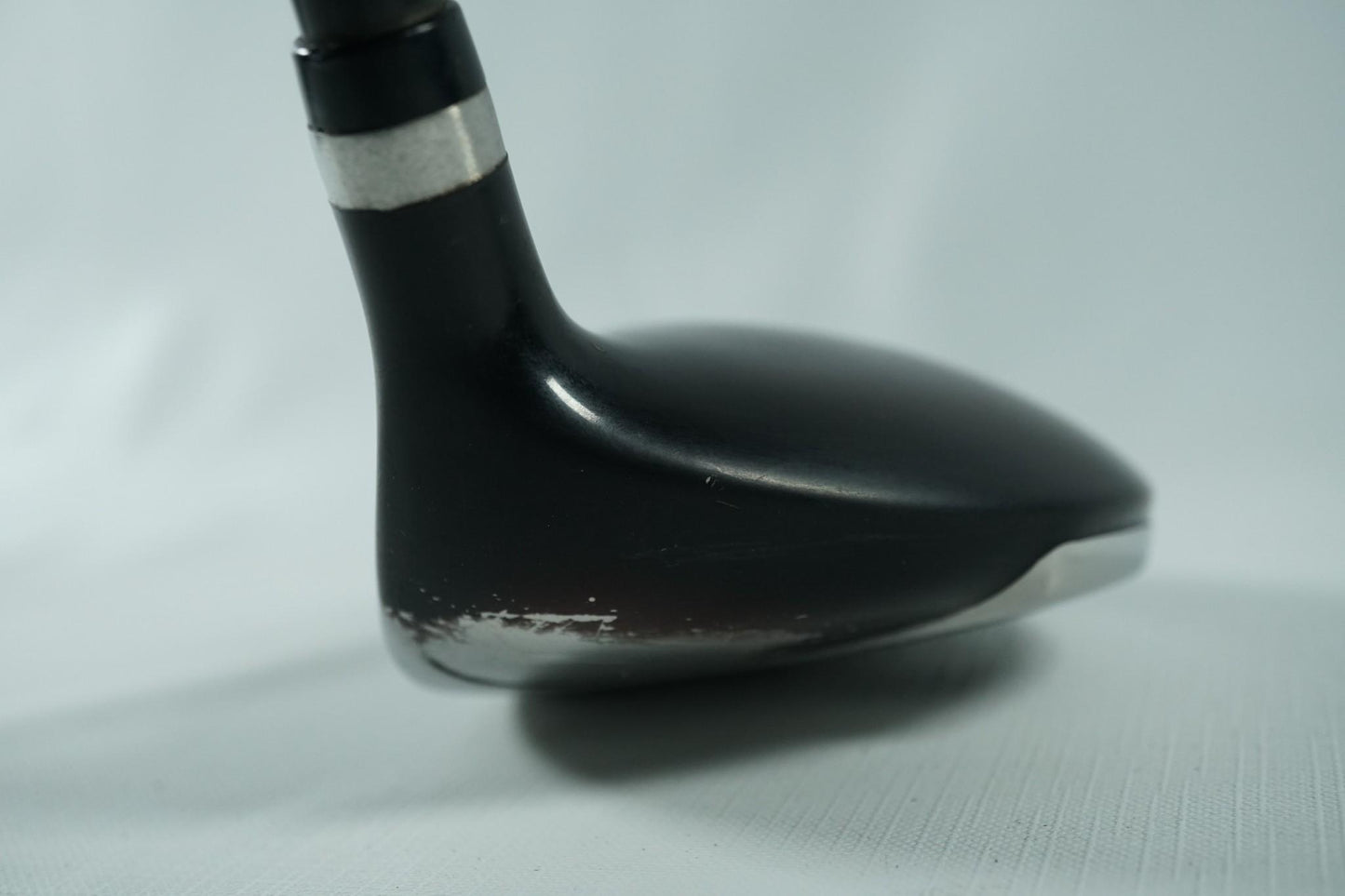 Wilson Deep Red 2 5 Wood 18° / Regular Flex Graphite Shaft