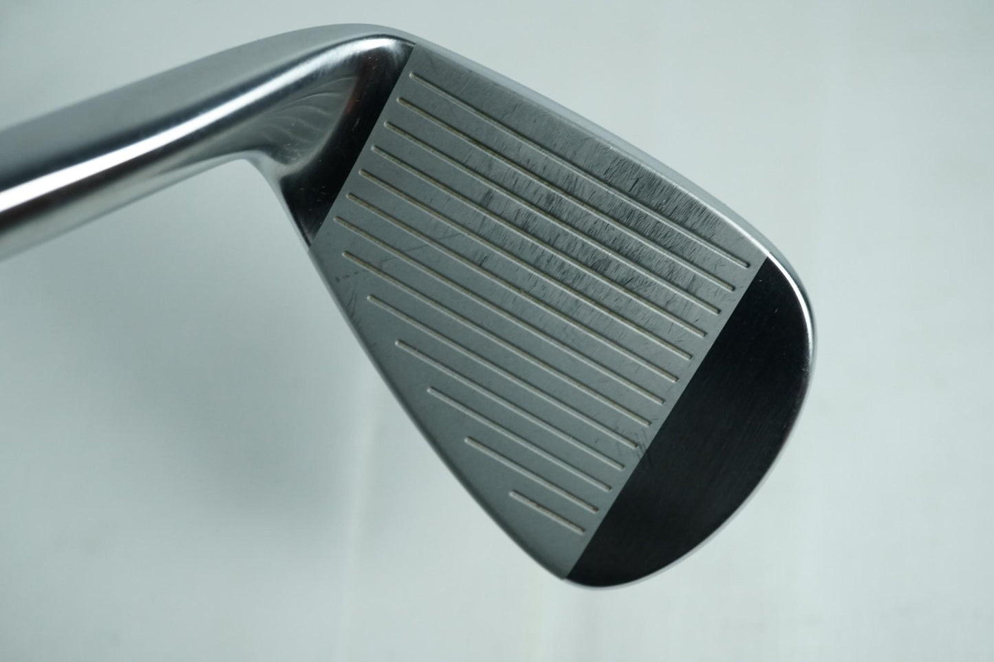 Mizuno Pro 221 Pitching Wedge / Stiff Flex Steel Shaft