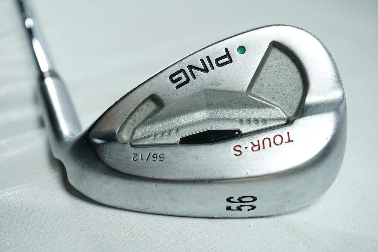 Ping Tour S 56° Sand Wedge / Green Dot / Regular Flex Steel Shaft