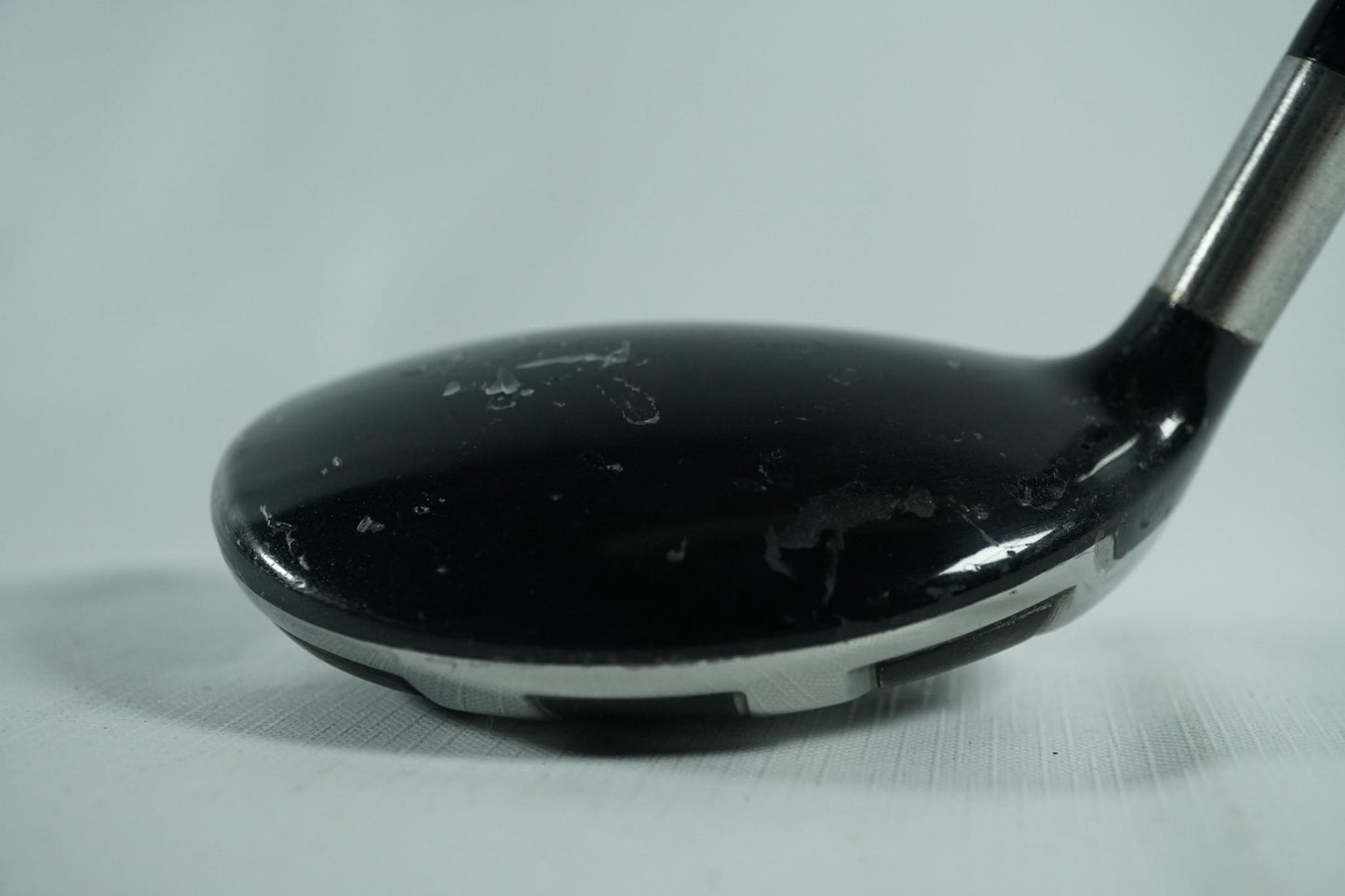 Titleist 909H 1 Hybrid 15° / Stiff Flex Graphite Shaft / Left Handed