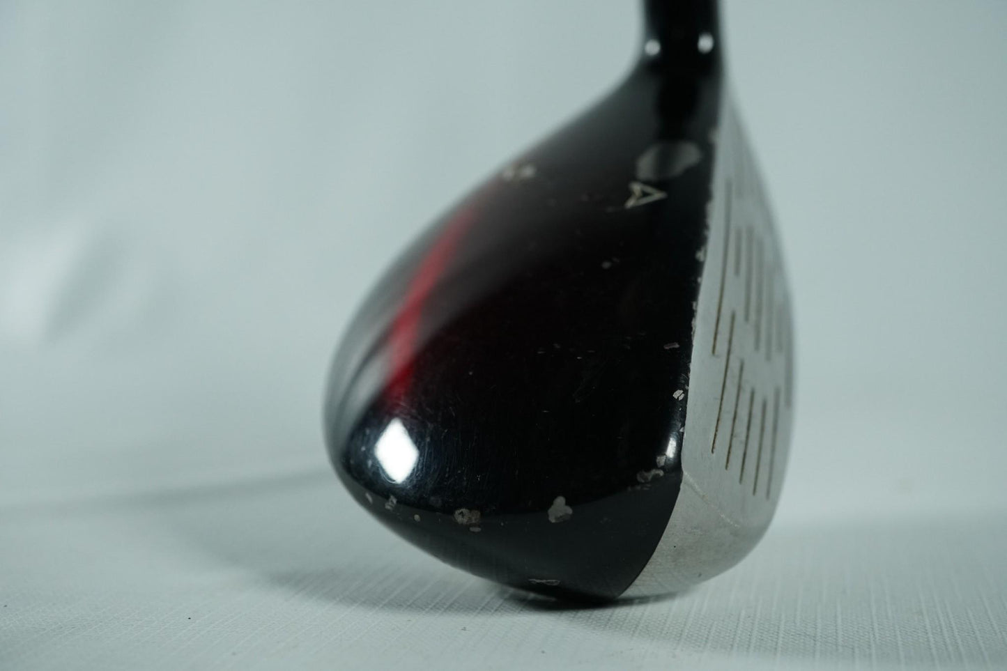 Wilson Deep Red 3 Hybrid / Regular Flex Graphite Shaft