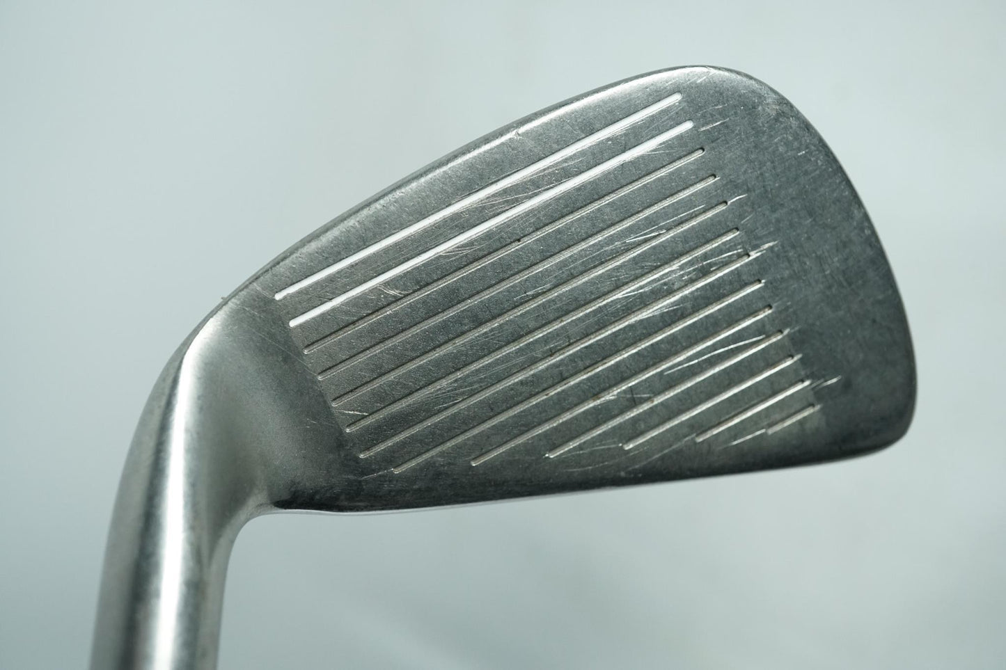 Wilson Staff Midsize 7 Iron / Regular Flex Steel Shaft