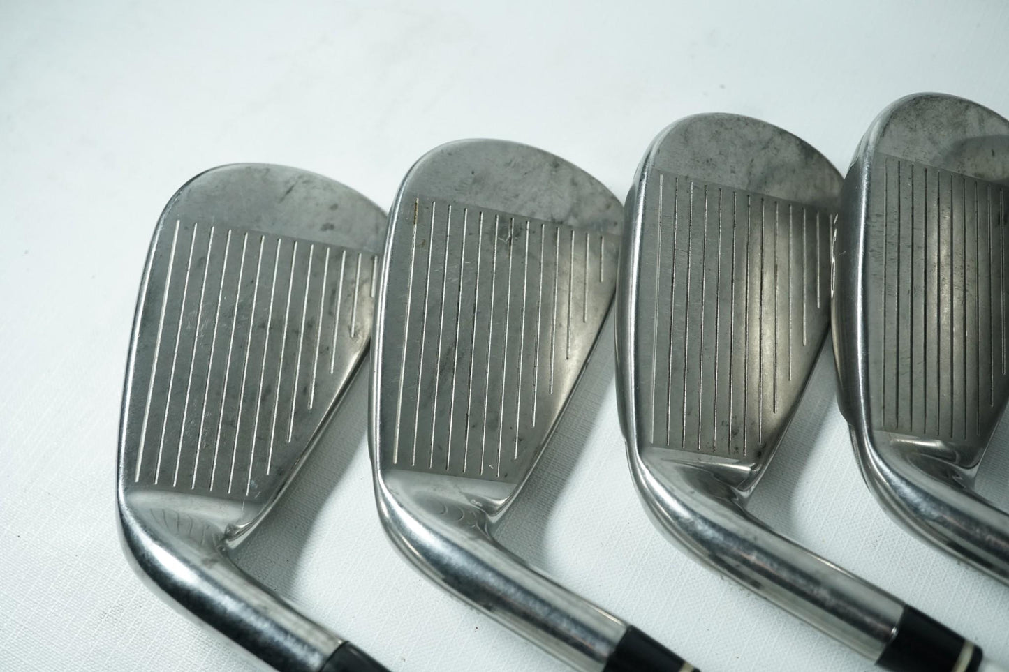 Wilson D200 Irons / 6-SW / Ladies Flex Graphite Shafts