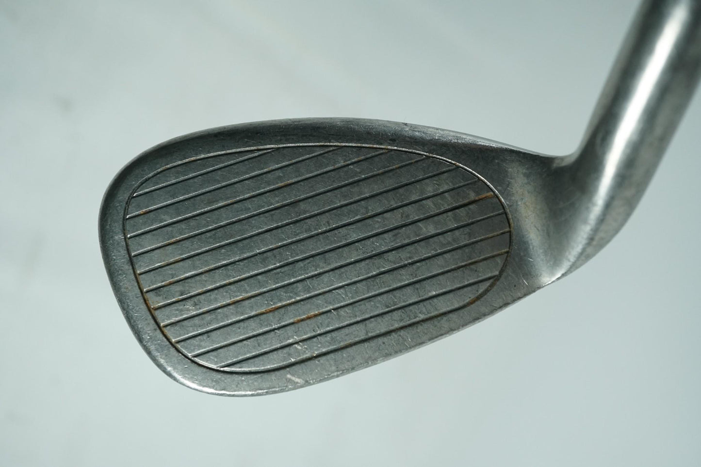 Titleist Accu-Flo Pitching Wedge / Regular Flex Steel Shaft / New Grip