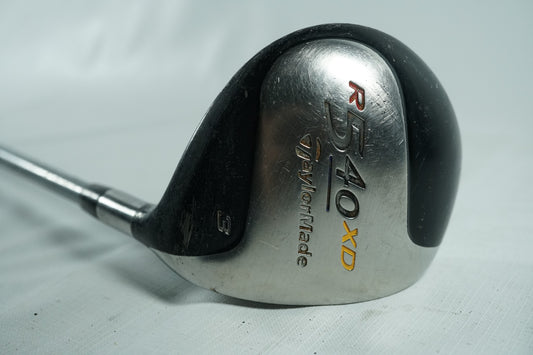 Taylormade R540XD 3 Wood / Regular Flex Graphite Shaft / New Grip