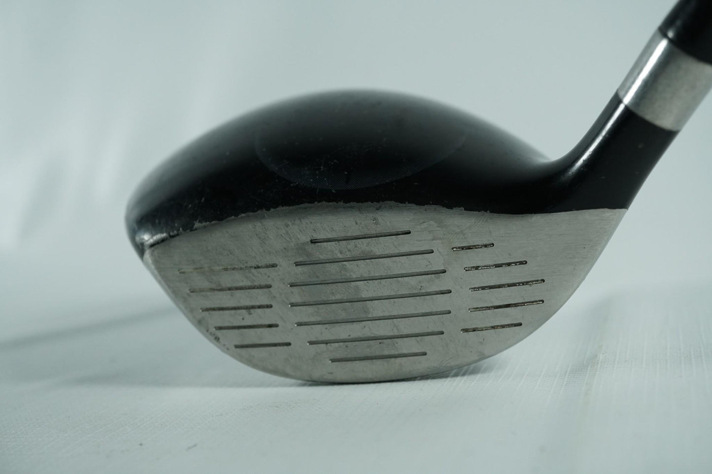 Ping G5 5 Wood 18° / Regular Flex Graphite Shaft / New Grip