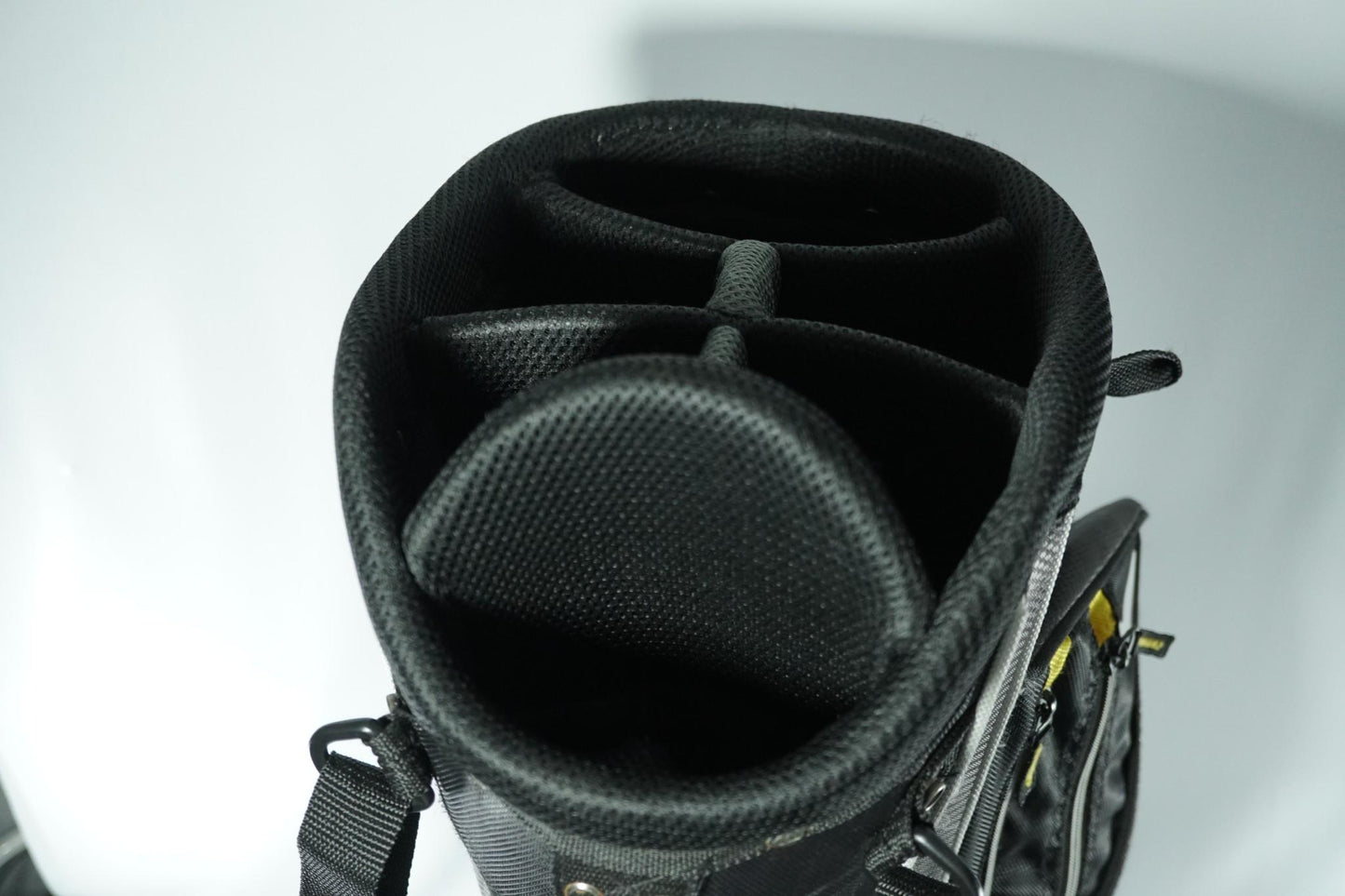 Callaway Warbird Stand Bag / Black / With Rainhood